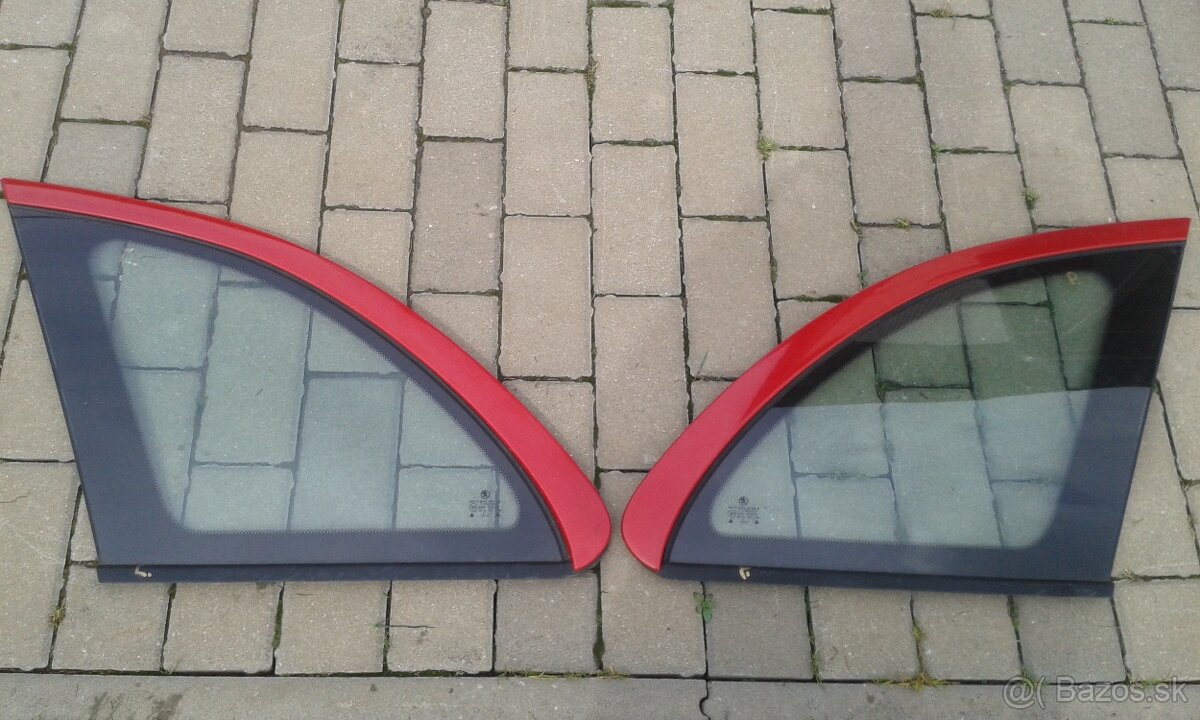 Červené diely Fabia 1,masky prednej kapoty - 5