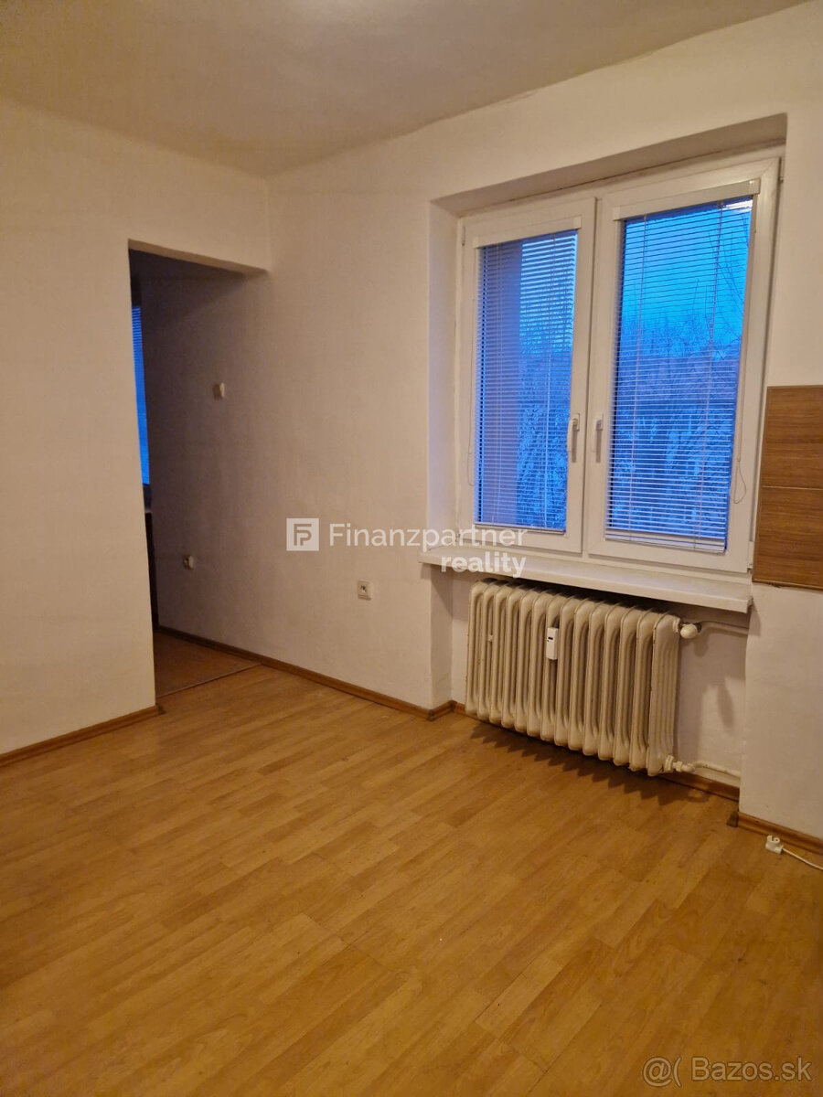 ( F001-112-GEKAa ) 2-izbový byt– Komárno - 5