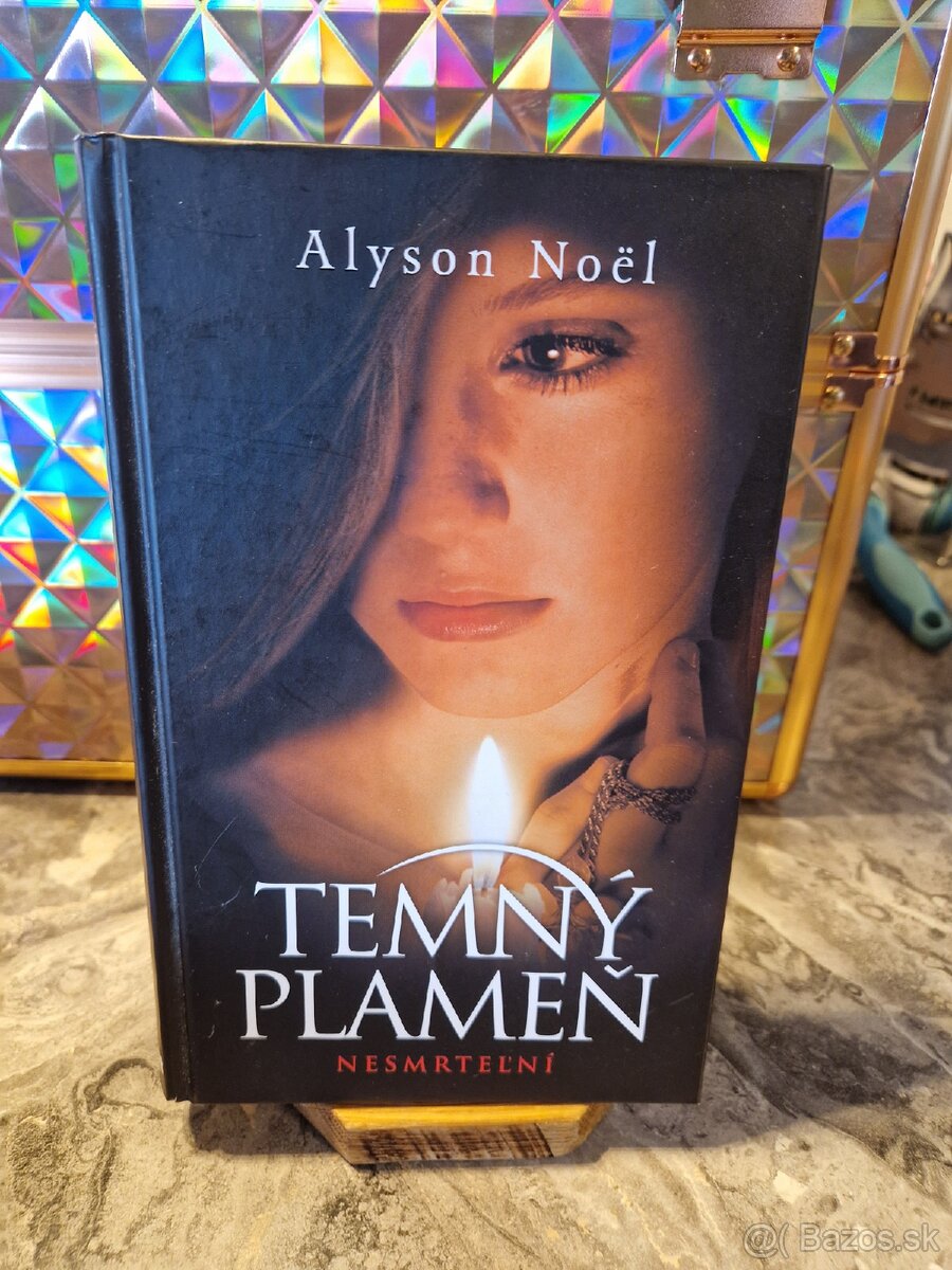 Séria kníh Nesmrteľní - 5