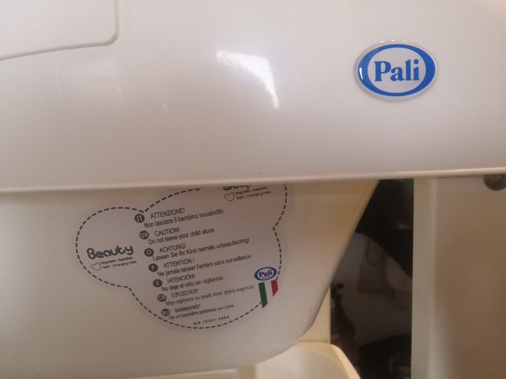 Prebalovaci pult s vanickou - biele drevo/plast - 5