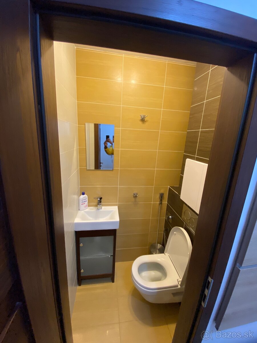 Byt do najmu - 5