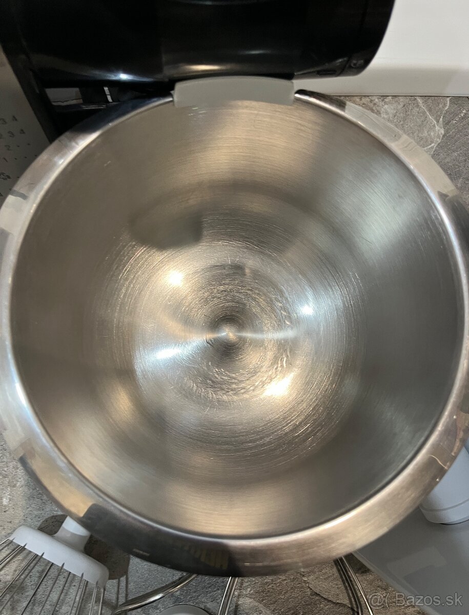 Bosch MUM 48A1/05 kuchynský robot plus príslušenstvo - 5