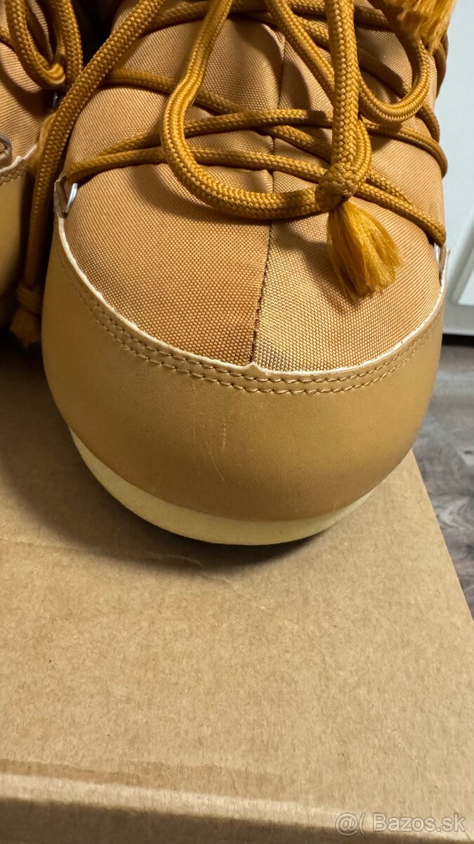Moon Boot - 5