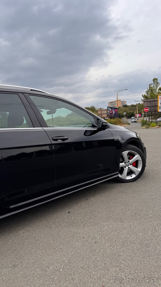 Volkswagen Golf 7 - 5