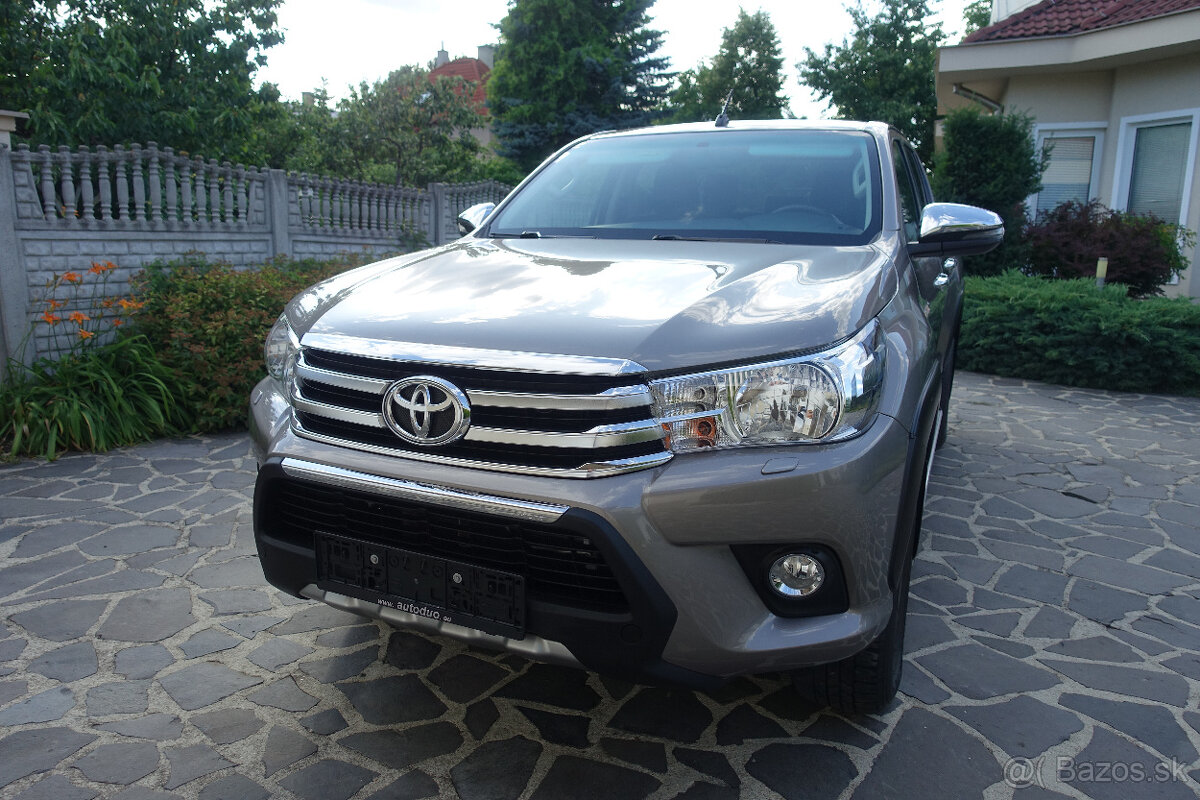 Toyota Hilux DC 2.4 I D-4D Active-75.541km-ODPOČET DPH