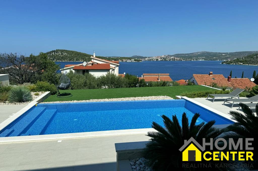 NA PREDAJ novopostavená vila s bazénom /280 m² / Dalmátsko, - 5