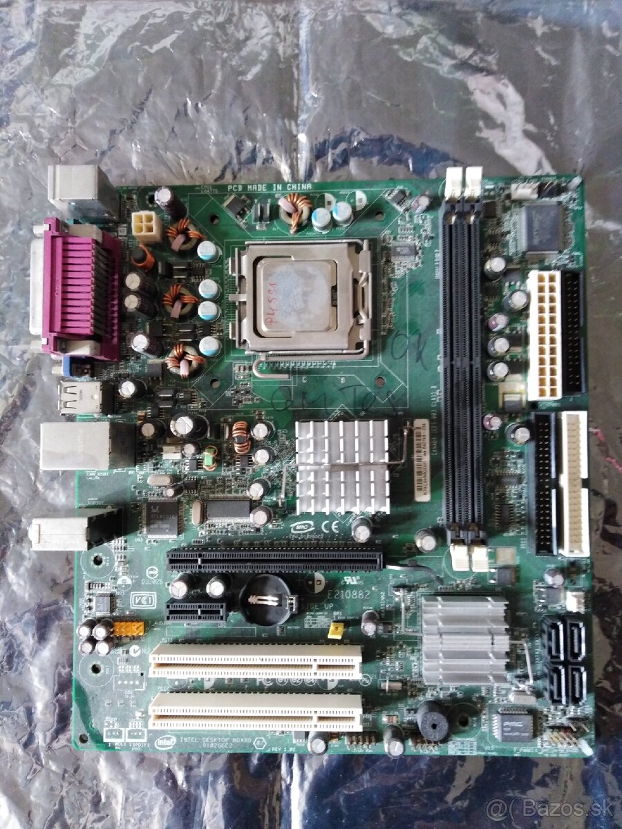 Dosky na Windows XP, chipset 945 aj s procesorom - 5