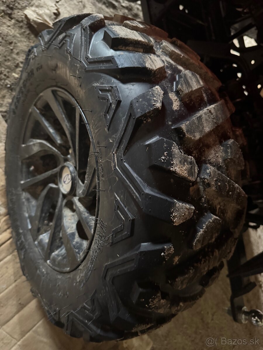 Pneu na štvorkolku - 5