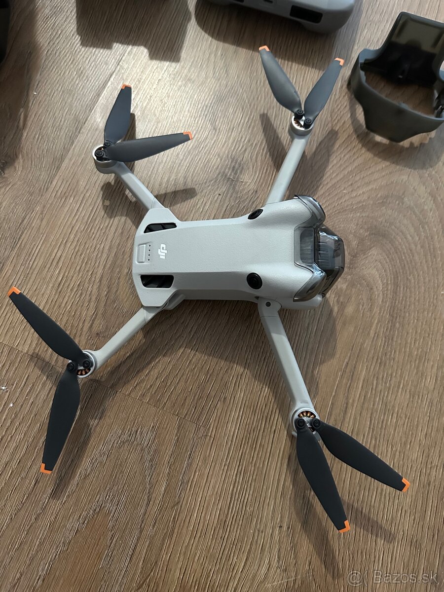 DJI Mini 4 Pro + 2 batérie + príslušenstvo + kufor - 5