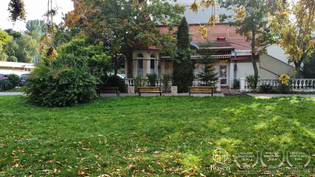 Obchodný priestor – Kancelária – Reštaurácia - Vlastný Poze - 5