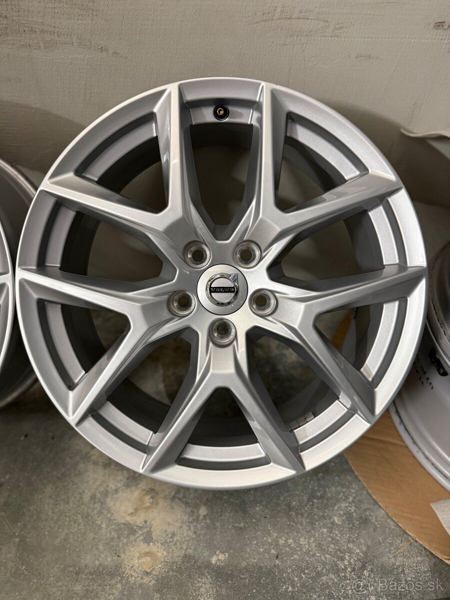 Hliníkové disky Volvo XC60 - 5x108 R18 Volvo XC40 , V90 - 5