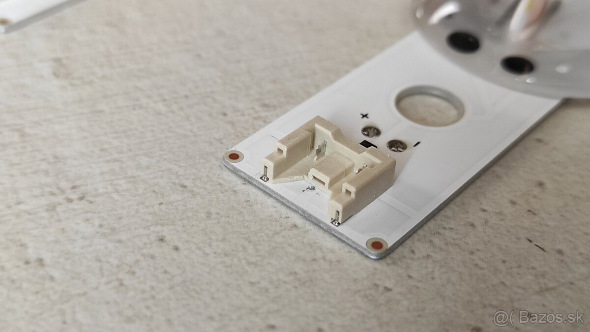 Predám LG 43UM7500 led podsvietenie SSC_Y19_43UM75 - 5