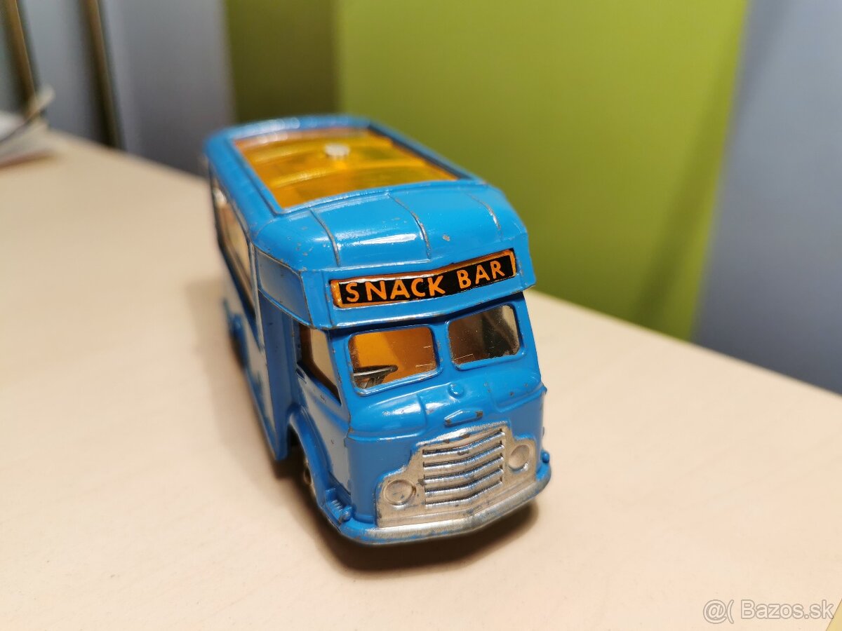 Corgi toys Smith s Van - 5