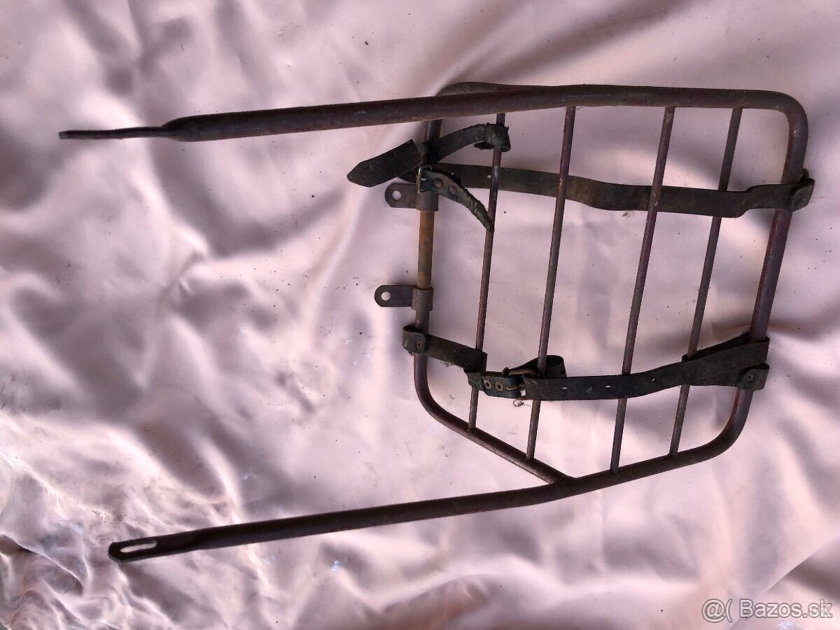 Jawa pérák - nosič - 5