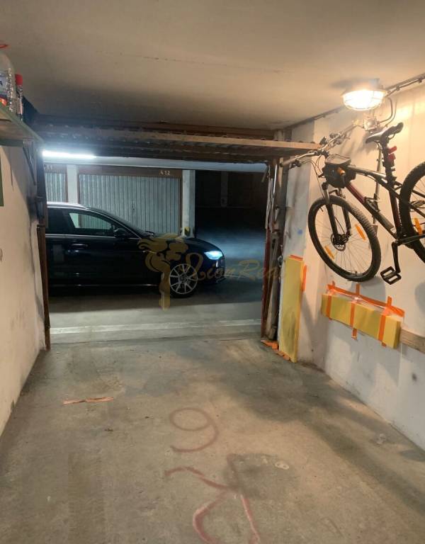 garáž na začiatku Petržalky - 5