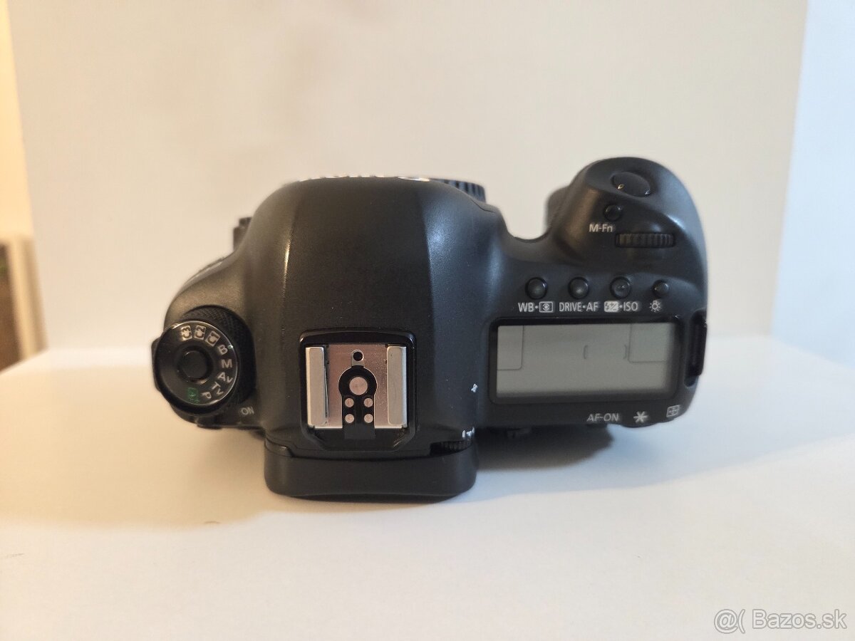 Canon EOS 5D Mark IV - 5
