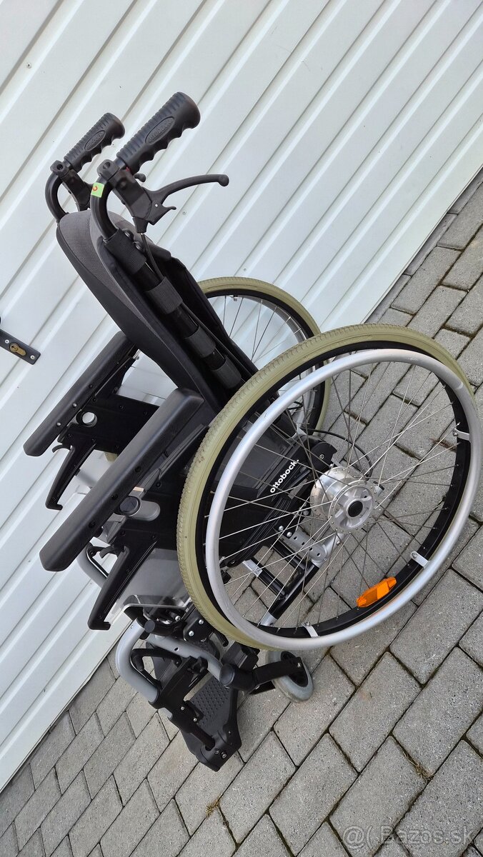 invalidny vozík 37cm pridavne brzdy pre asistenta - 5
