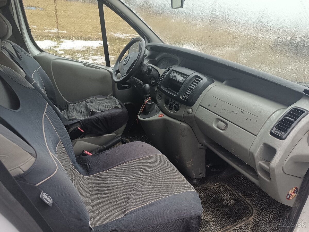 Opel Vivaro 5- miestne - 5
