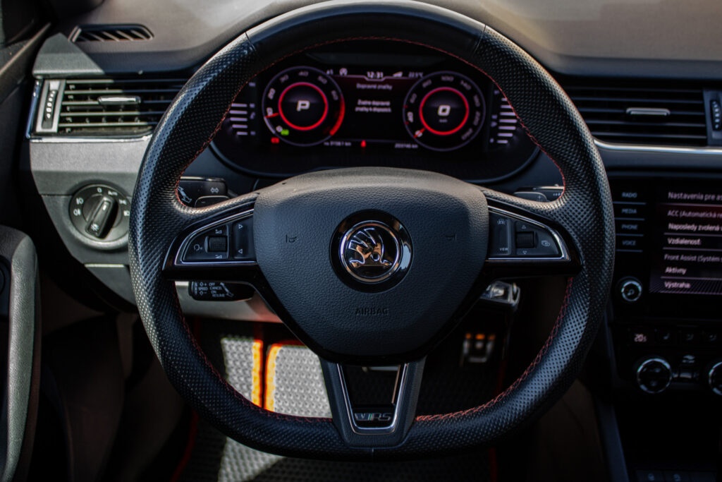 Škoda Octavia III RS 2.0 TSI 245 - 5