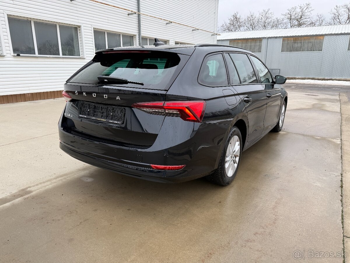 Skoda Octavia Combi 2.0 TDI DSG - 5