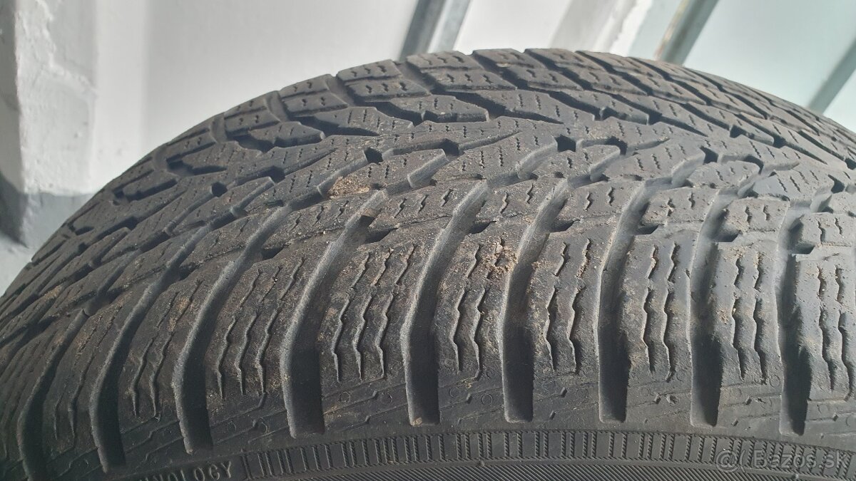 Nokian Tyres WR Snowproof 215/55 R17 - 5