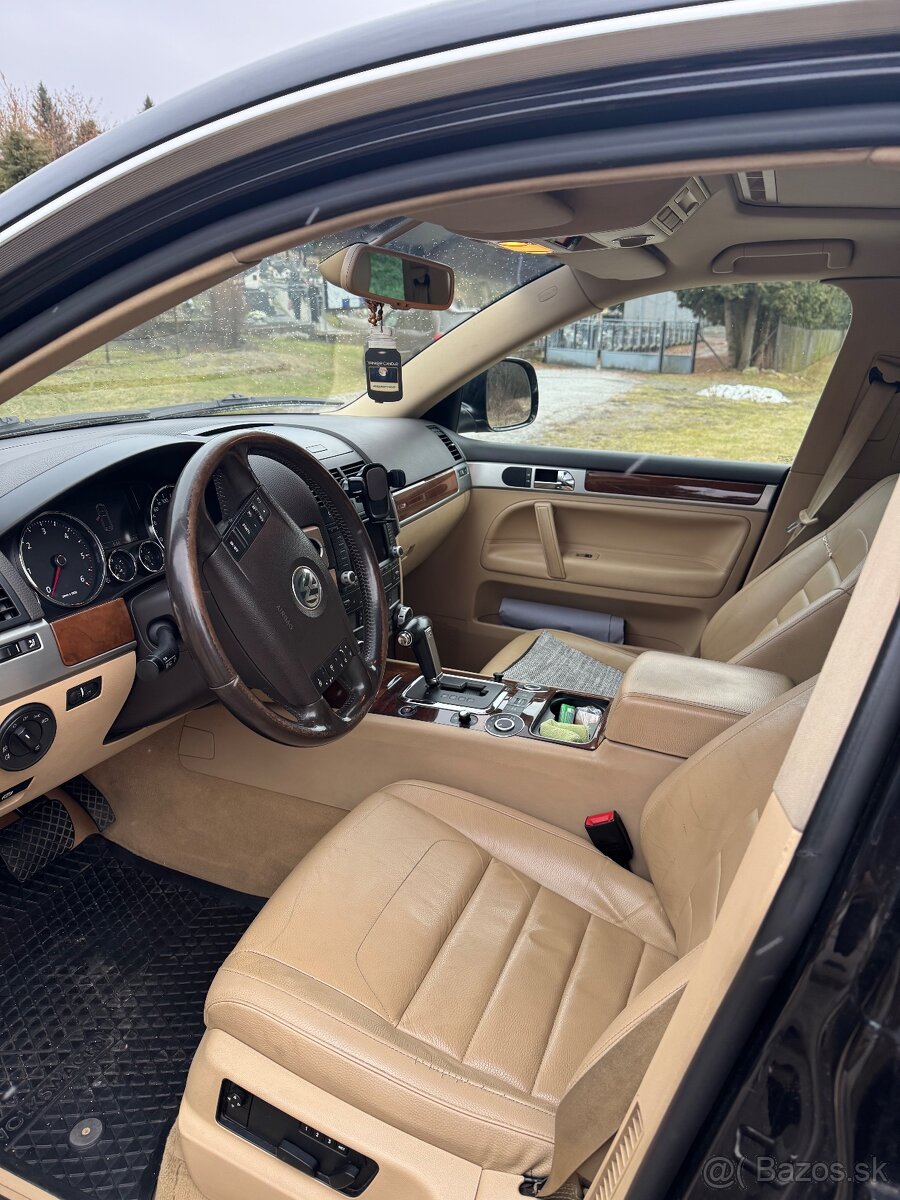 Volkswagen Touareg 3.0 V6 TDI - 5