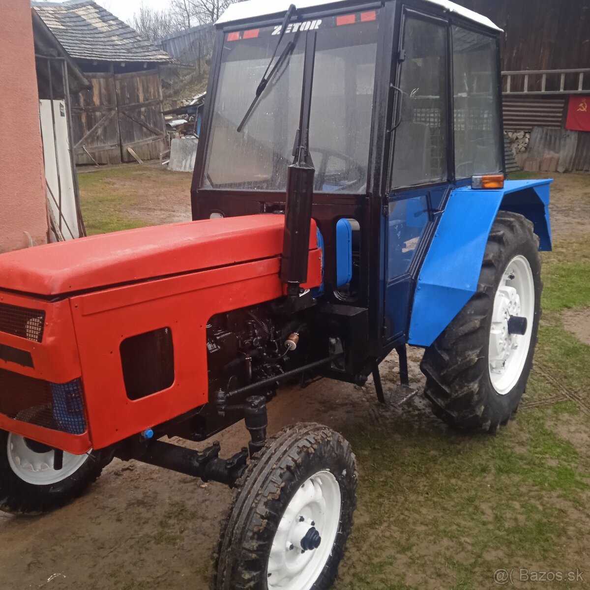 Predám hranatu kapotu na Zetor. - 5