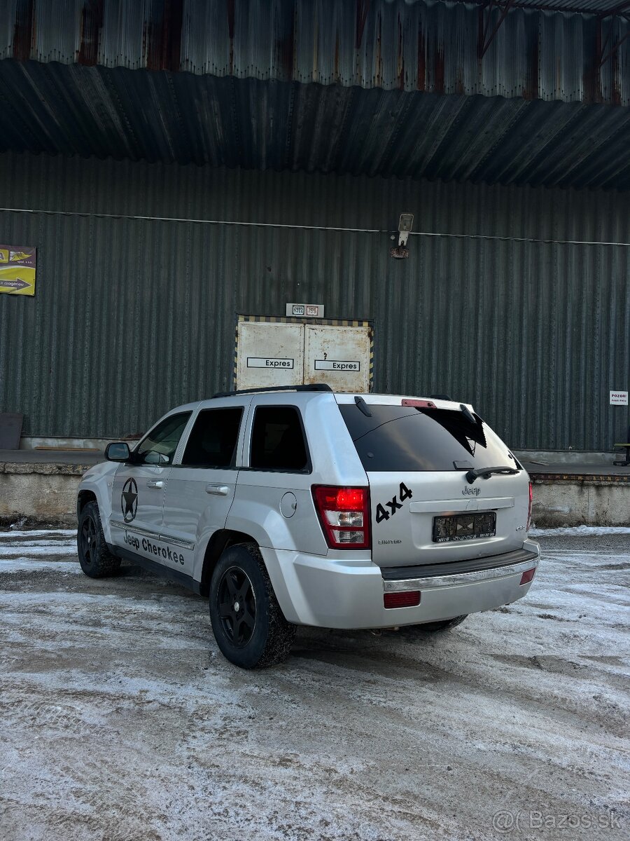 Jeep Grand cherokee 3.0 CRD AT/5 4x4 - 5