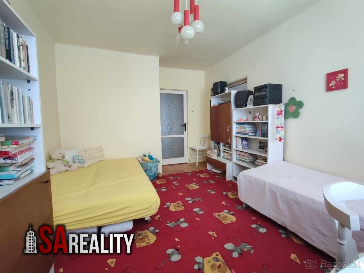 NA predaj 3 izbový byt Šarovce so záhradkou a garážou - 5