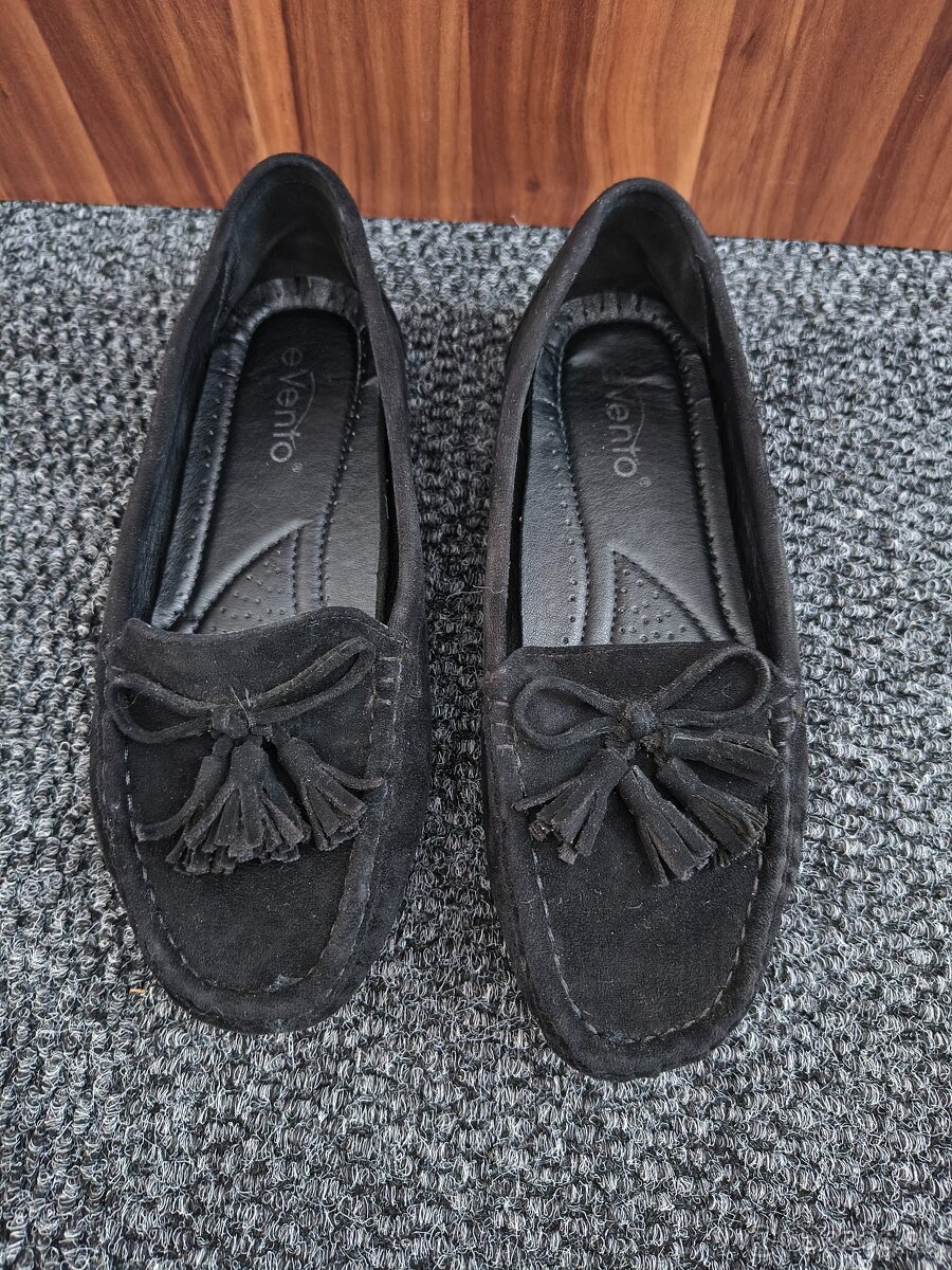 Topanky, kotnikove cizmy, sandale, mokasiny - 5