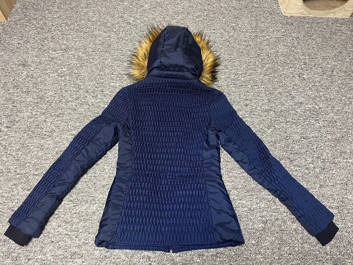 Bunda zimná zn. LUHTA - 5