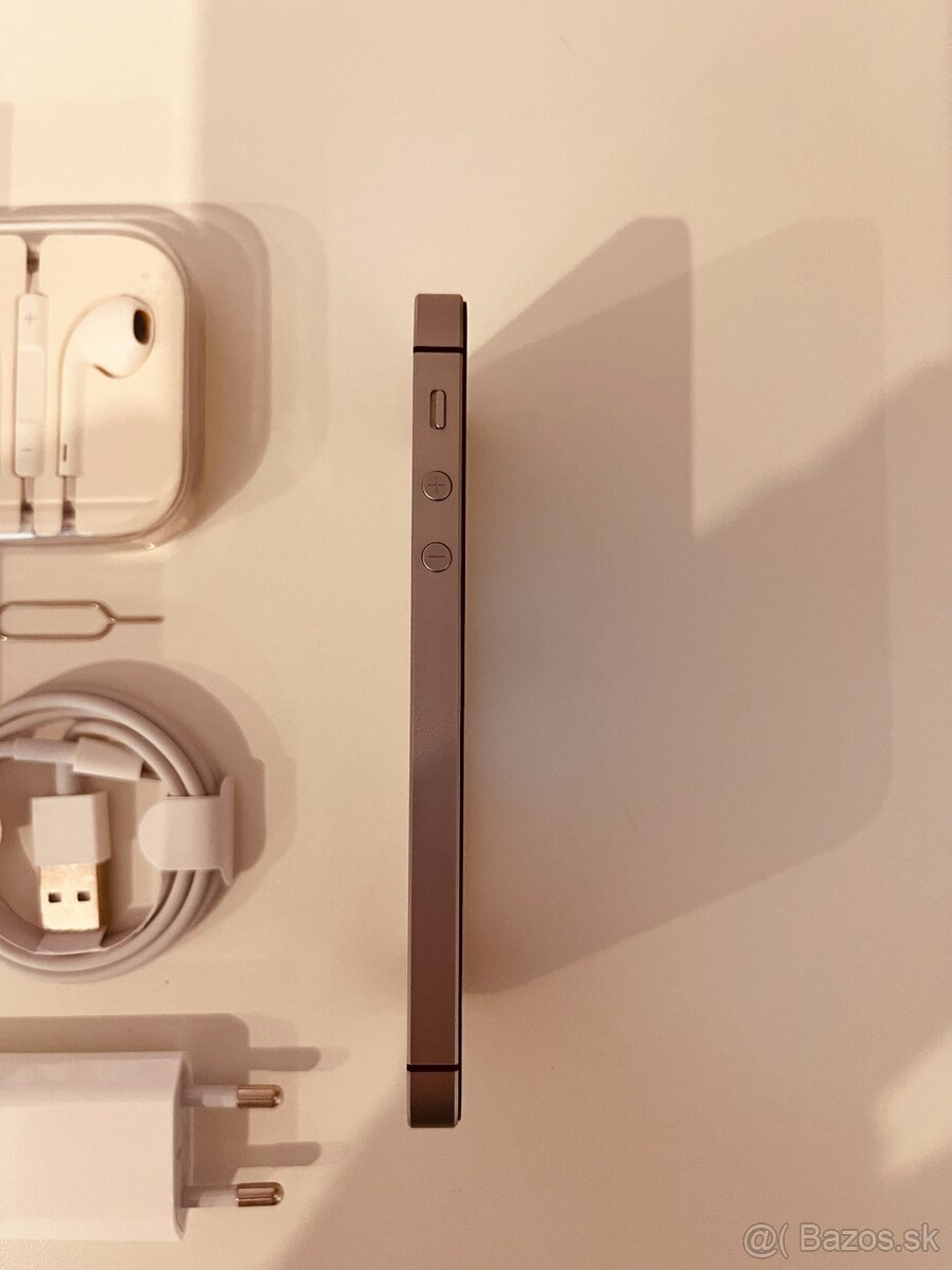 Apple Iphone SE/32GB Space Grey - Top stav, ako nový,100% - 5