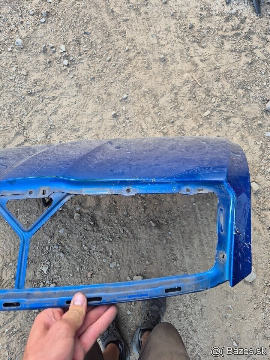 Predám prednú kapotu na Škoda Octavia II 2 - 5