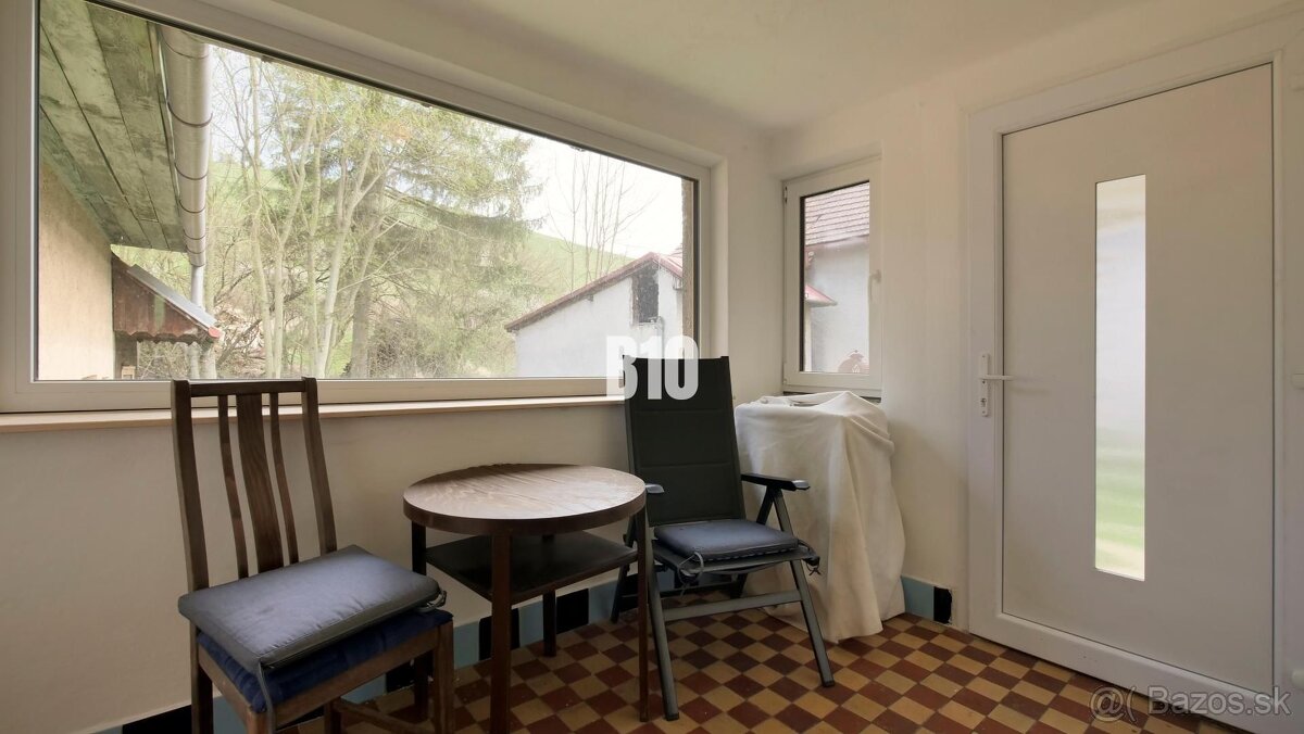 Rodinný dom s garážou na predaj v Turčianskom Jasene – miest - 5