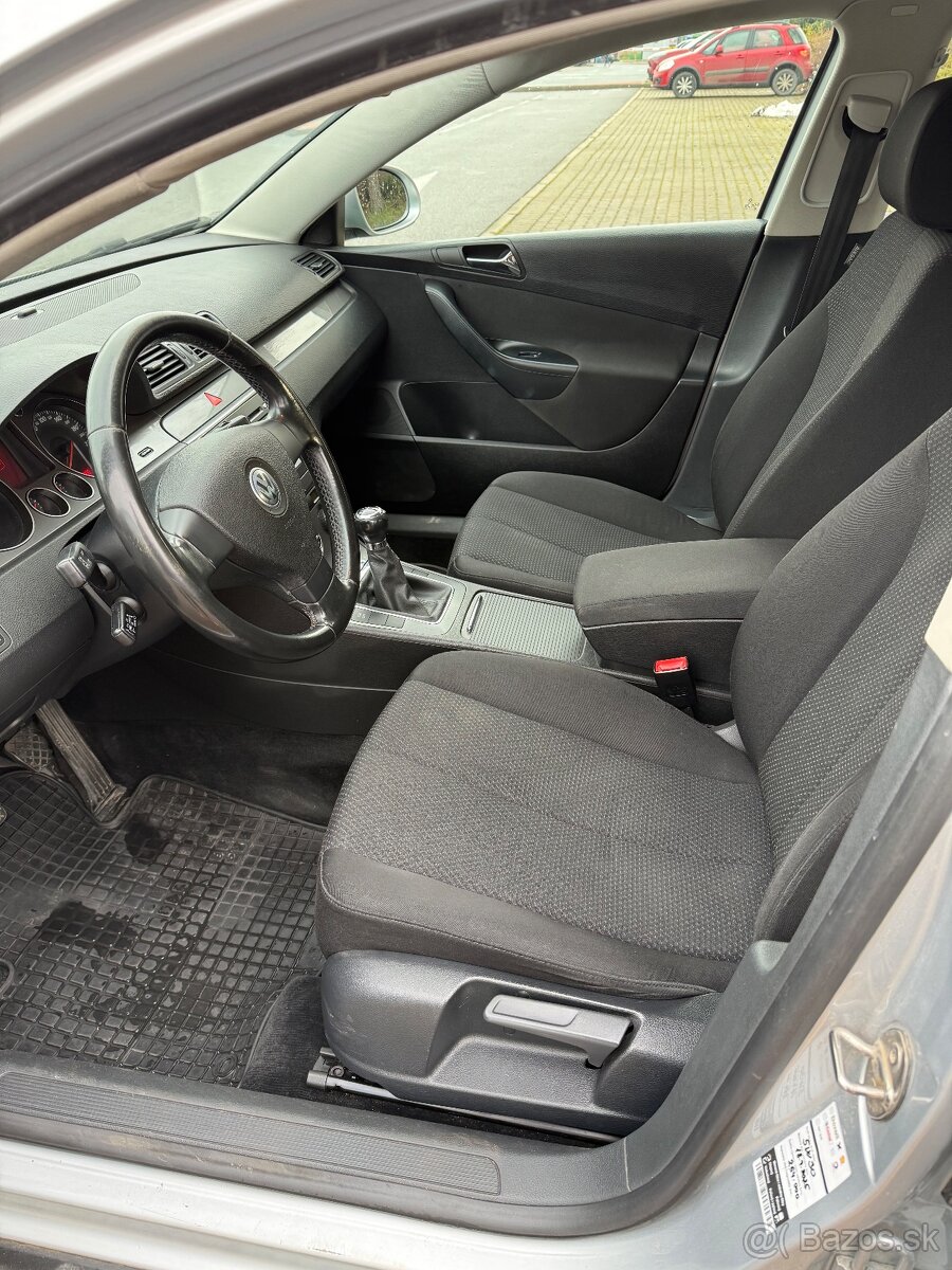 VW PASSAT B6 - 5