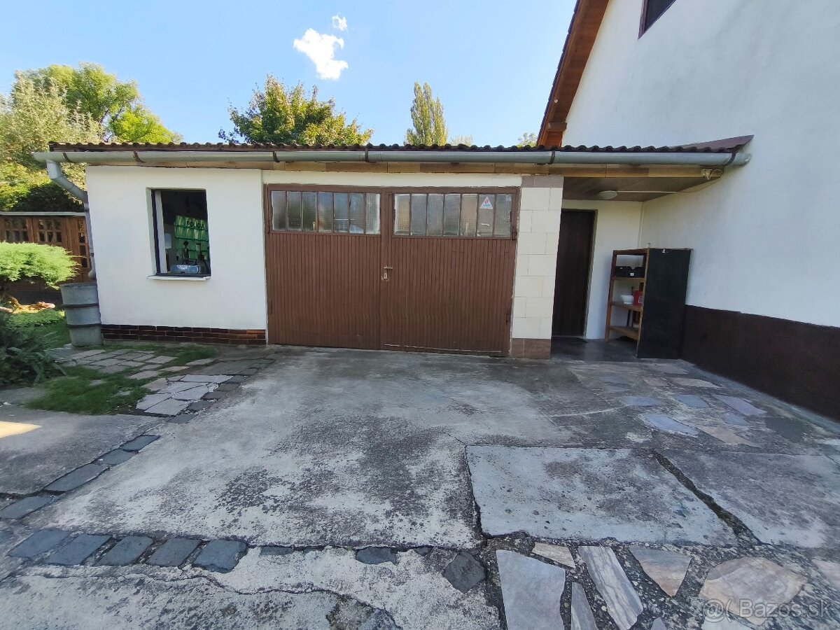 Predaj 4- izbový rodinný dom s garážou a záhradou - 5