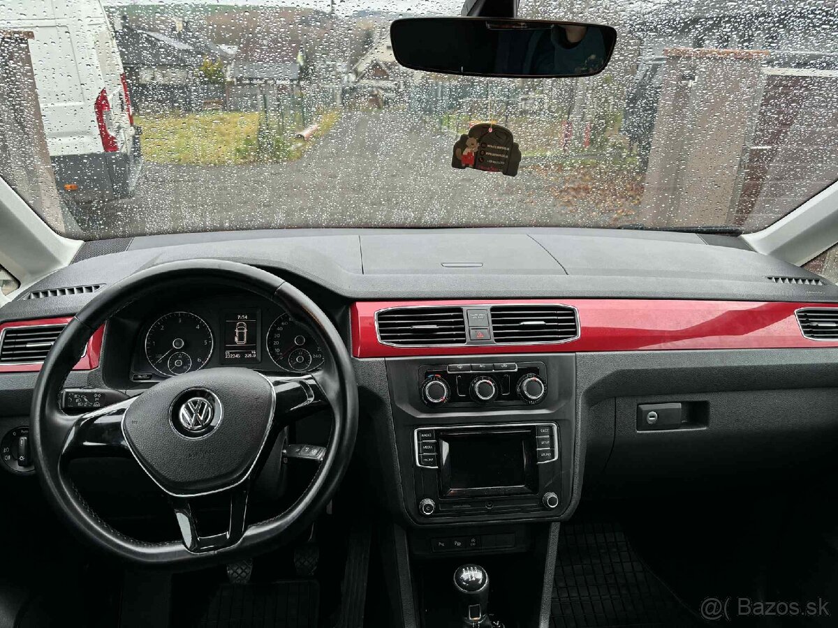 VW Caddy 2.0TDi - 5