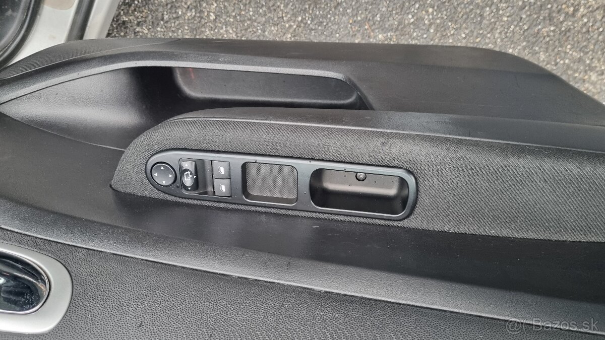 Peugeot 307 1.4 16V - 5