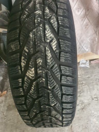 205/55r16 - 5