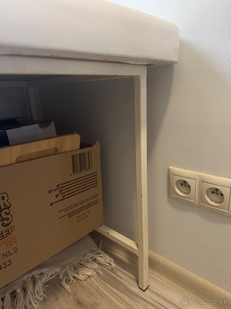 kozmetické lehátko - 5