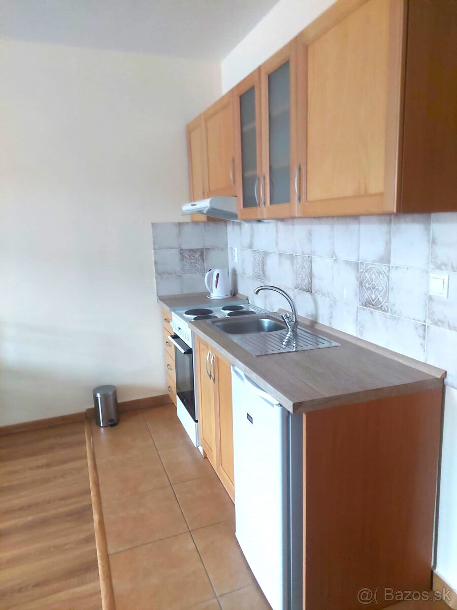 PREDAJ GARSÓNKY ŽILINA UL. KAMENNÁ - 5