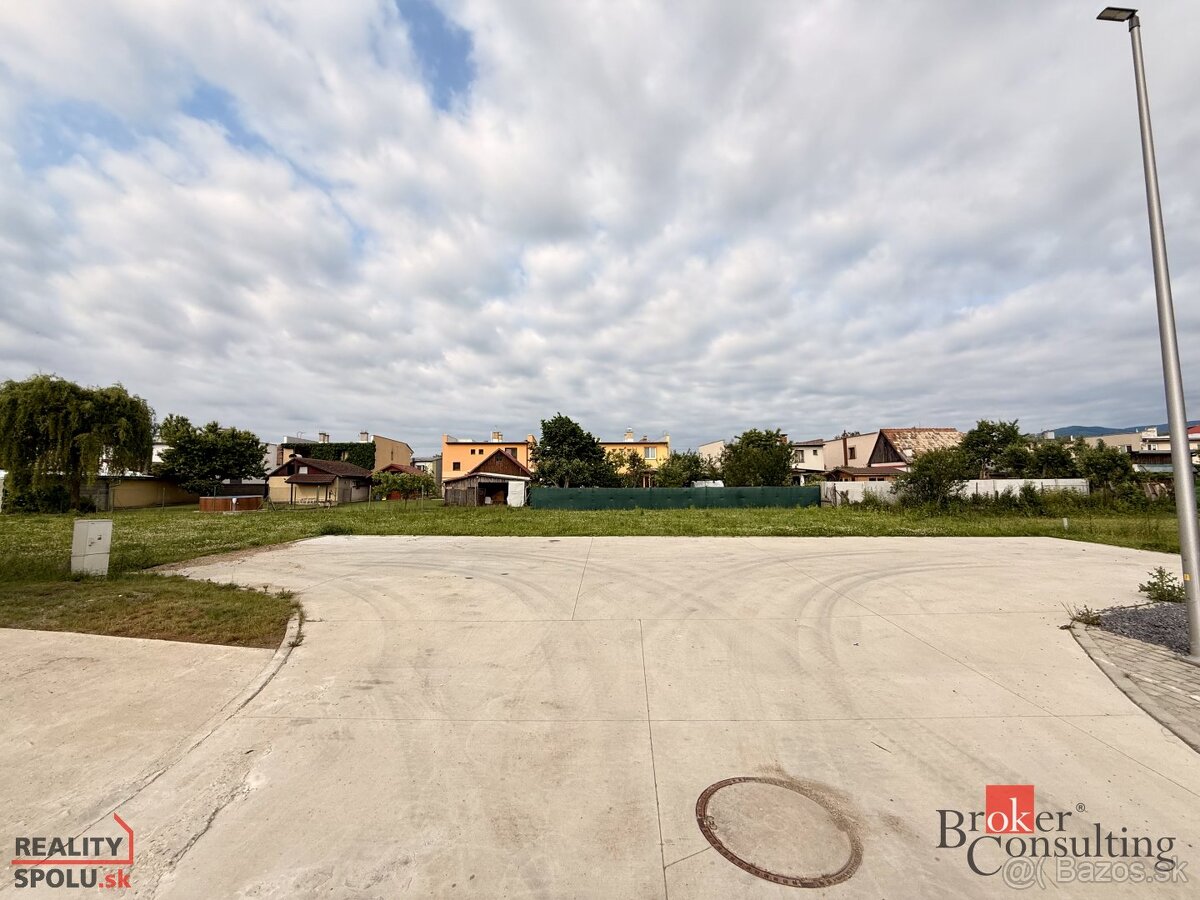 Stavebný pozemok na predaj – tichá lokalita Hronsek, len pár - 5