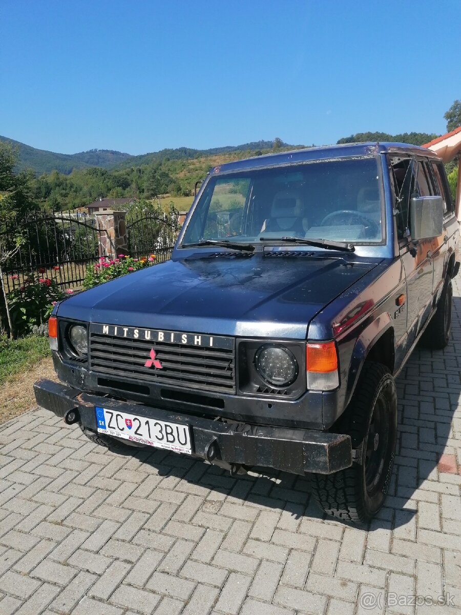 Mitsubishi Pajero 1 2.5td
