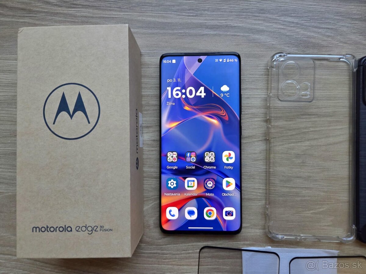 Motorola Edge 30 Fusion, cierny, kryty, skla - 5