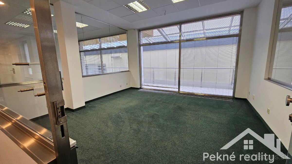 Prenájom priestorov pre sídlo firmy v centre Zvolena - 5