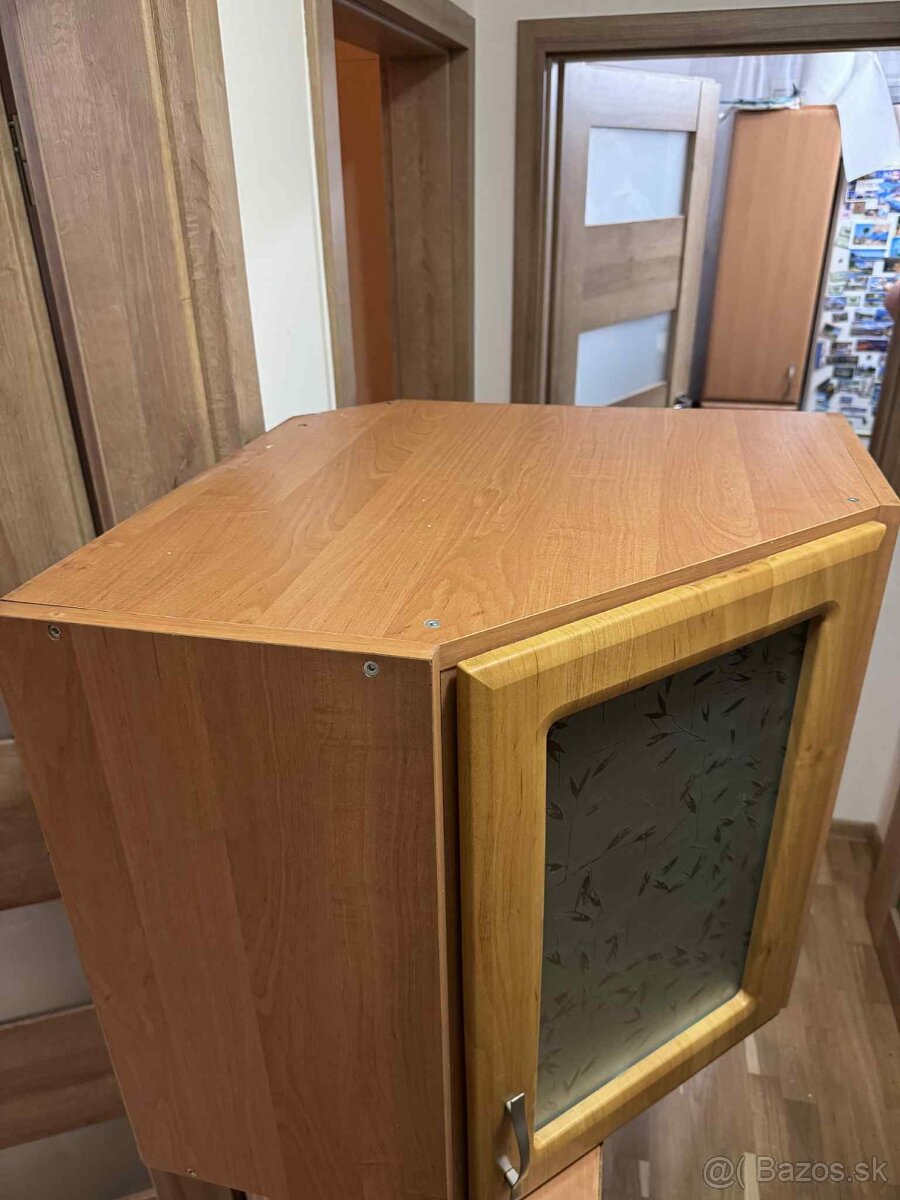 Kuchynská linka vrch - 5