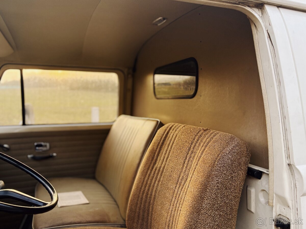 VW T2a original logo bus - 5