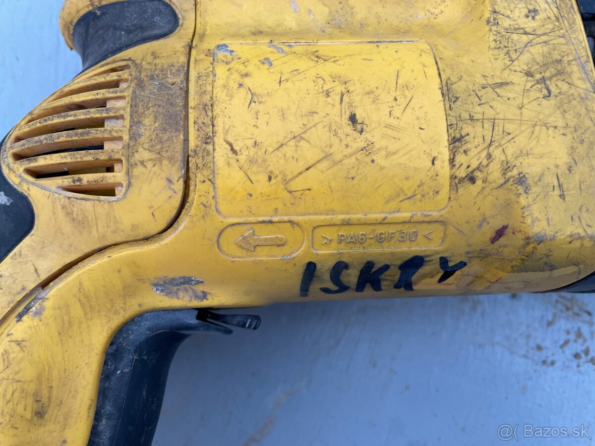 Predám vrtačku DEWALT - 5