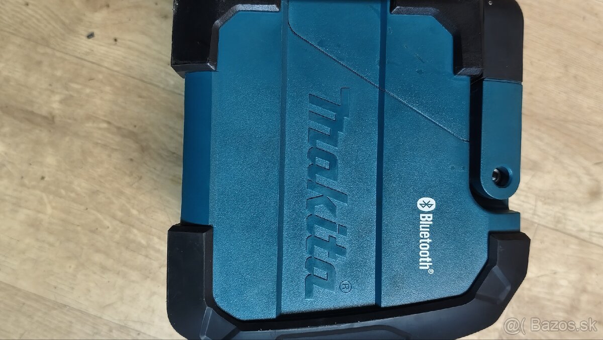 Makita DMR 200 - 5