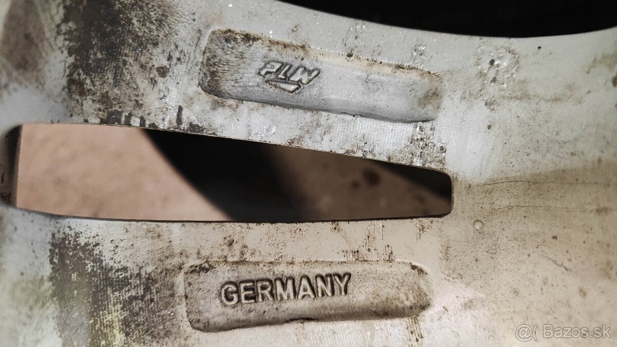 Zimná sada pre VW T5, BMW....5x120 R17, pneu 235/55 R17 103V - 5